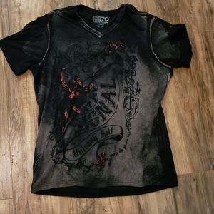 Muze To Wear is Human Men's V-Neck Graphic T-Shirt